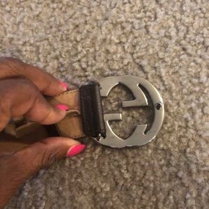 Gucci Accessories - Unisex Gucci Belt (brown with green/red strip) Gucci Accessories - Unisex Gucci Belt (brown with green/red strip)
